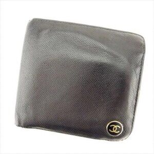 Chanel Wallet Purse Bifold Coco Button Black leather Woman Authentic Used T8765